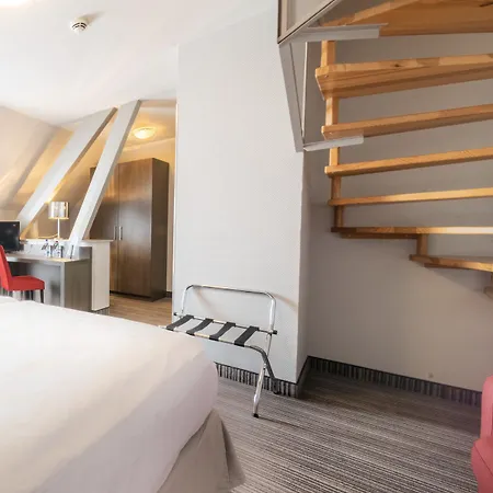 Golf & Country - فندق كلافاؤوكْسْ